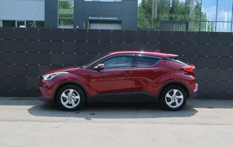 Toyota C-HR I рестайлинг, 2019 год, 2 500 000 рублей, 10 фотография