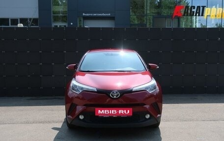 Toyota C-HR I рестайлинг, 2019 год, 2 500 000 рублей, 2 фотография