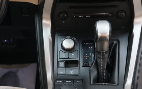 Lexus NX I, 2016 год, 3 049 000 рублей, 19 фотография