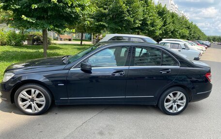 Mercedes-Benz C-Класс, 2010 год, 895 000 рублей, 2 фотография