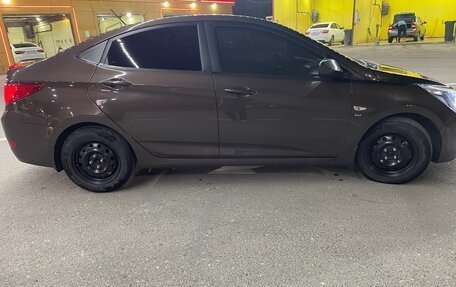 Hyundai Solaris II рестайлинг, 2014 год, 1 050 000 рублей, 9 фотография