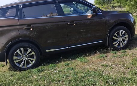 Geely Atlas I, 2019 год, 1 600 000 рублей, 3 фотография