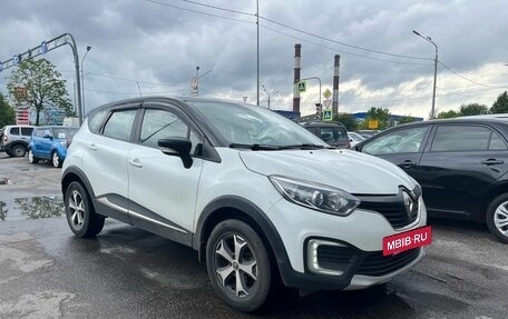 Renault Kaptur I рестайлинг, 2018 год, 999 000 рублей, 2 фотография