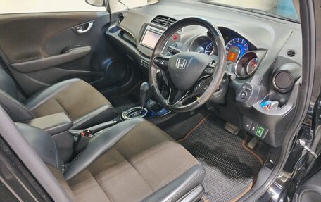 Honda Fit Shuttle I рестайлинг, 2013 год, 920 000 рублей, 6 фотография