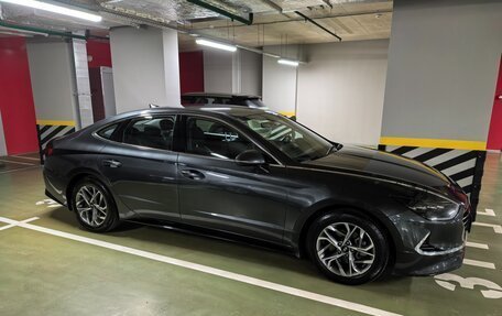 Hyundai Sonata VIII, 2019 год, 2 600 000 рублей, 10 фотография