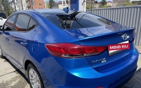 Hyundai Elantra VI рестайлинг, 2017 год, 1 250 000 рублей, 4 фотография