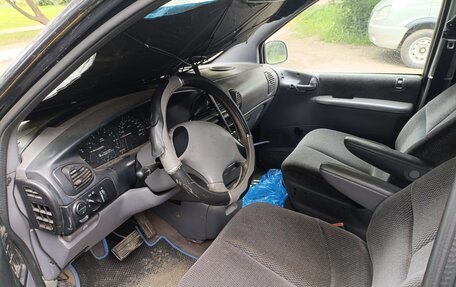 Dodge Caravan III, 2000 год, 200 000 рублей, 2 фотография