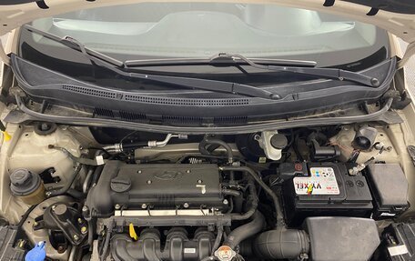 Hyundai Solaris II рестайлинг, 2013 год, 787 000 рублей, 11 фотография