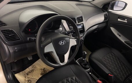 Hyundai Solaris II рестайлинг, 2013 год, 787 000 рублей, 15 фотография