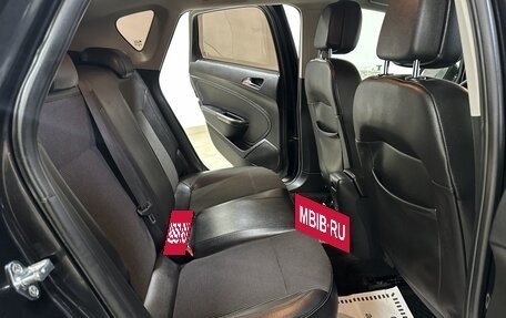 Opel Astra J, 2012 год, 595 000 рублей, 11 фотография