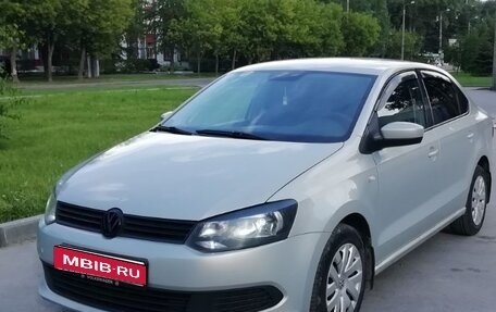 Volkswagen Polo VI (EU Market), 2014 год, 645 000 рублей, 1 фотография