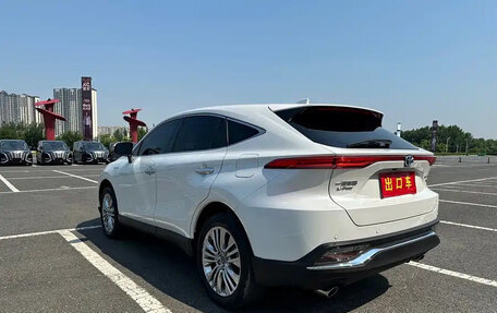 Toyota Harrier, 2022 год, 3 300 855 рублей, 4 фотография