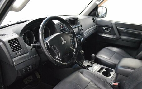 Mitsubishi Pajero IV, 2010 год, 1 803 000 рублей, 10 фотография