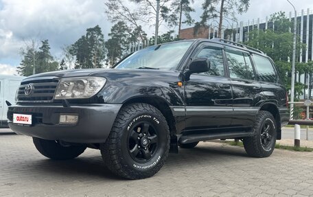 Toyota Land Cruiser 100 рестайлинг 2, 2006 год, 3 900 000 рублей, 6 фотография