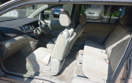 Toyota ISis I, 2013 год, 1 480 000 рублей, 25 фотография