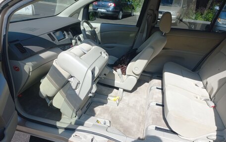 Toyota ISis I, 2013 год, 1 480 000 рублей, 24 фотография