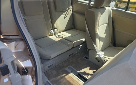 Toyota ISis I, 2013 год, 1 480 000 рублей, 35 фотография