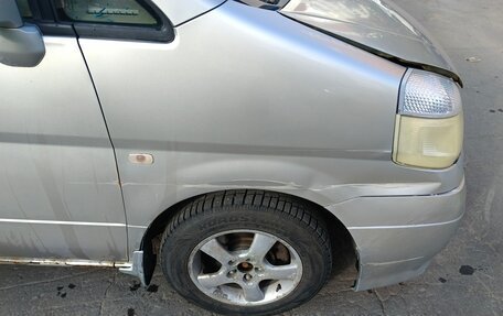 Nissan Serena II, 2001 год, 250 000 рублей, 4 фотография