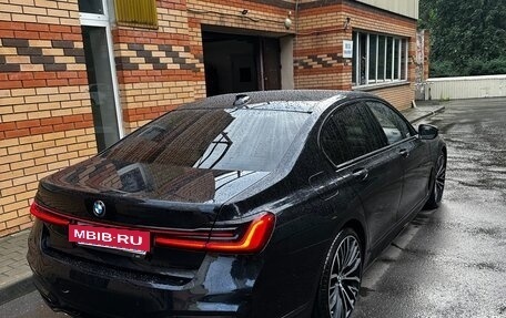 BMW 7 серия, 2019 год, 6 350 000 рублей, 3 фотография