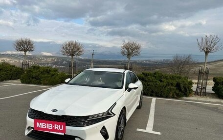 KIA K5, 2021 год, 2 600 000 рублей, 2 фотография