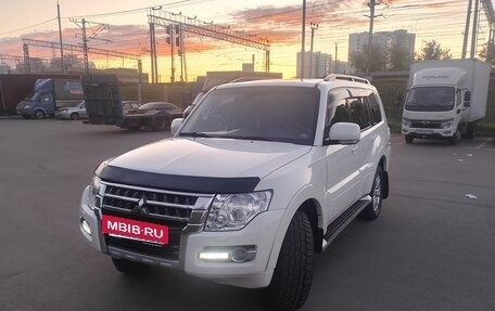 Mitsubishi Pajero IV, 2015 год, 2 320 000 рублей, 4 фотография