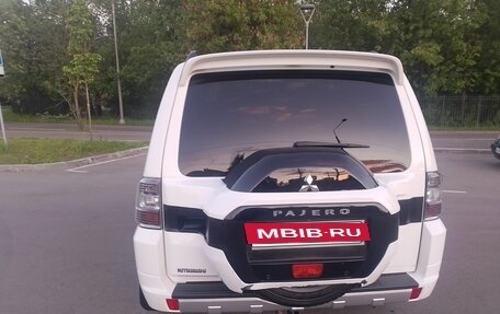 Mitsubishi Pajero IV, 2015 год, 2 320 000 рублей, 2 фотография