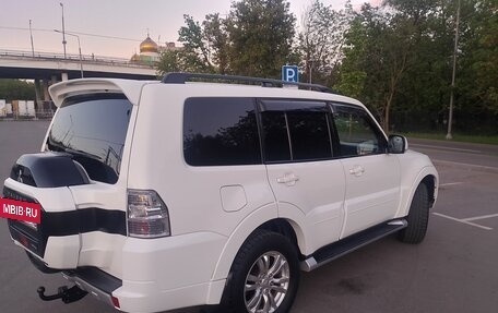 Mitsubishi Pajero IV, 2015 год, 2 320 000 рублей, 7 фотография