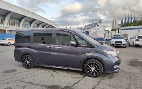 Honda Stepwgn IV, 2017 год, 2 150 000 рублей, 15 фотография