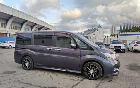 Honda Stepwgn IV, 2017 год, 2 150 000 рублей, 17 фотография
