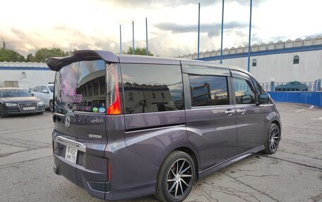 Honda Stepwgn IV, 2017 год, 2 150 000 рублей, 14 фотография