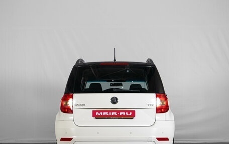Skoda Yeti I рестайлинг, 2015 год, 1 149 000 рублей, 6 фотография