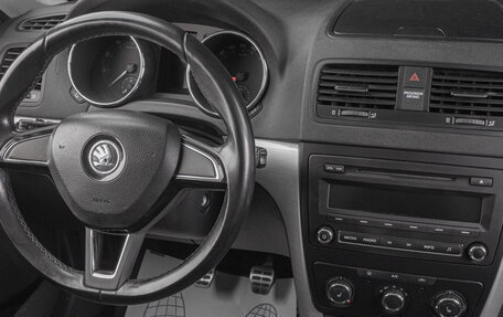 Skoda Yeti I рестайлинг, 2015 год, 1 149 000 рублей, 15 фотография