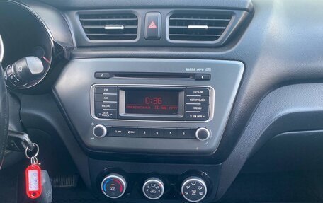 KIA Rio III рестайлинг, 2015 год, 830 000 рублей, 13 фотография