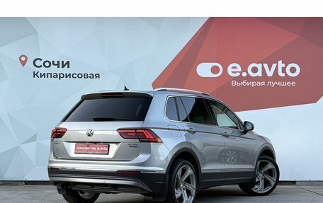 Volkswagen Tiguan II, 2017 год, 2 490 000 рублей, 4 фотография