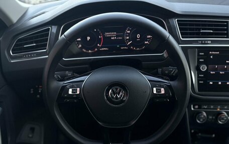 Volkswagen Tiguan II, 2017 год, 2 490 000 рублей, 8 фотография