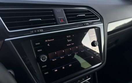Volkswagen Tiguan II, 2017 год, 2 490 000 рублей, 10 фотография