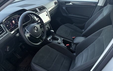 Volkswagen Tiguan II, 2017 год, 2 490 000 рублей, 14 фотография