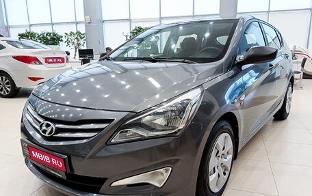 Hyundai Solaris II рестайлинг, 2015 год, 1 183 000 рублей, 1 фотография