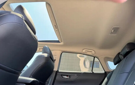 Toyota Harrier, 2022 год, 2 492 855 рублей, 12 фотография