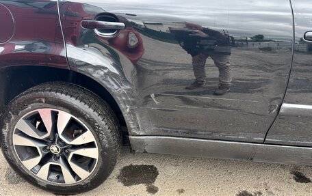 Skoda Yeti I рестайлинг, 2014 год, 1 500 000 рублей, 15 фотография