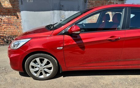 Hyundai Solaris II рестайлинг, 2013 год, 1 800 000 рублей, 3 фотография