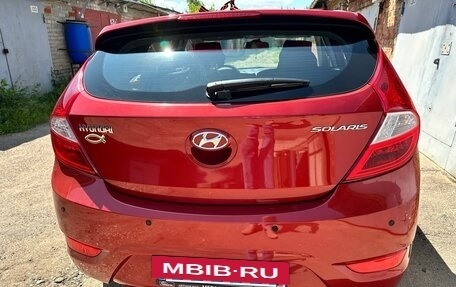 Hyundai Solaris II рестайлинг, 2013 год, 1 800 000 рублей, 14 фотография