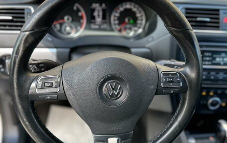 Volkswagen Jetta VI, 2013 год, 1 170 000 рублей, 4 фотография