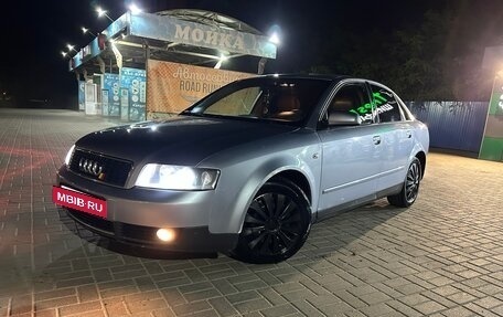 Audi A4, 2003 год, 290 000 рублей, 2 фотография