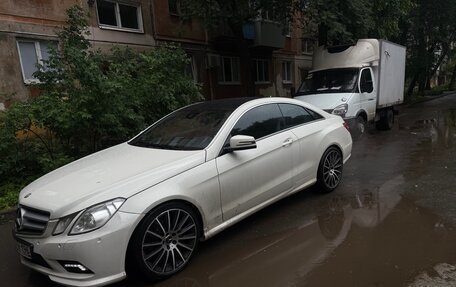 Mercedes-Benz E-Класс, 2010 год, 1 330 000 рублей, 5 фотография