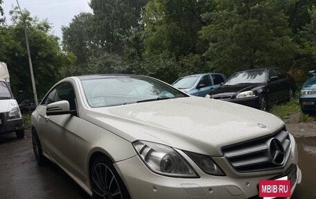 Mercedes-Benz E-Класс, 2010 год, 1 330 000 рублей, 11 фотография