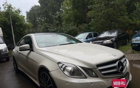 Mercedes-Benz E-Класс, 2010 год, 1 330 000 рублей, 10 фотография