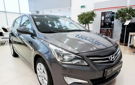 Hyundai Solaris II рестайлинг, 2015 год, 1 183 000 рублей, 3 фотография