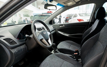 Hyundai Solaris II рестайлинг, 2015 год, 1 183 000 рублей, 16 фотография