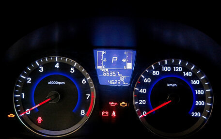 Hyundai Solaris II рестайлинг, 2015 год, 1 183 000 рублей, 13 фотография